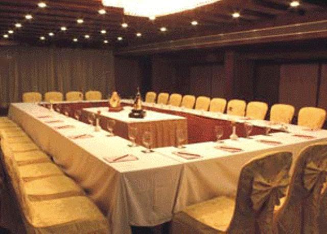 The Shelton Grand Hotel 班加罗尔 外观 照片